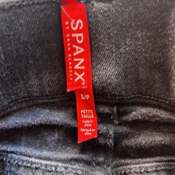 Spanx Women’s Black Ankle skinny Jeans Size Small Petite Tall - Picture 9 of 10